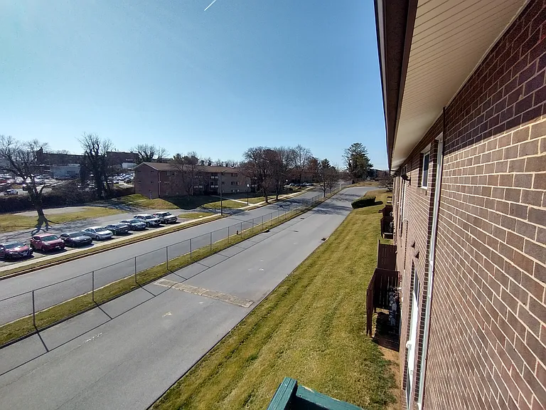 10 Spinners Ct — Photo 38