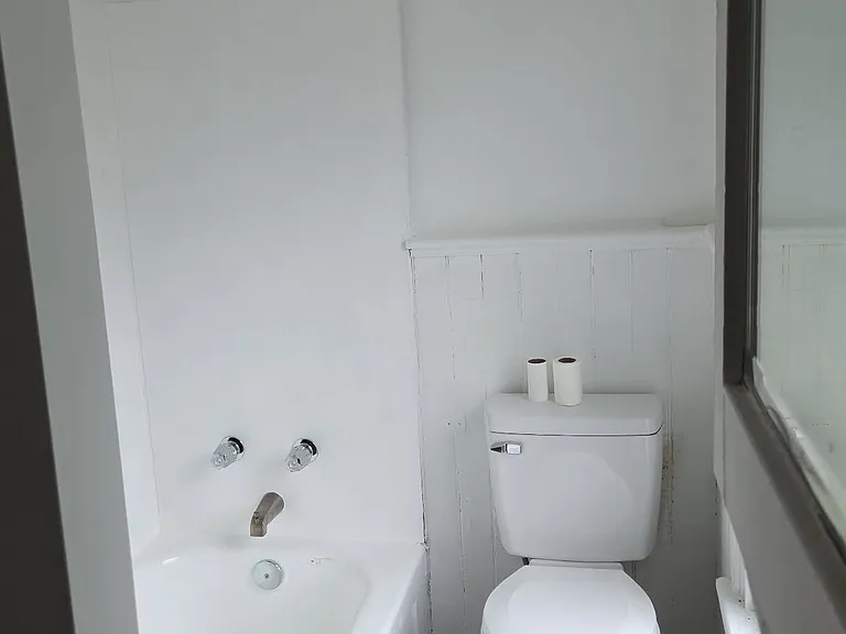 97 Oak St #3 — Photo 6