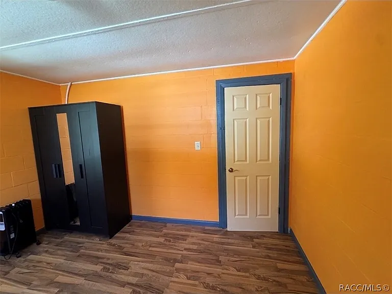 11707 Bostick St — Photo 10