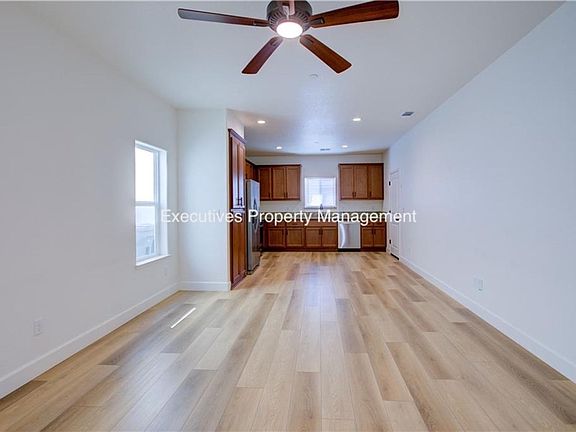 4th image of 5046 Palisade Ave