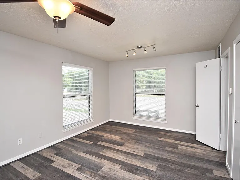 909 FM 517 Rd E #F — Photo 7