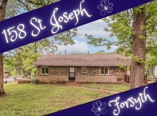 158 Saint Joseph St, Forsyth, MO 65653