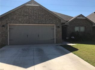 9108 Arman Dr, Yukon, OK 73099