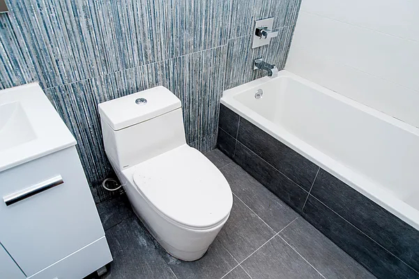 Rented by Nooklyn NYC LLC | media 38