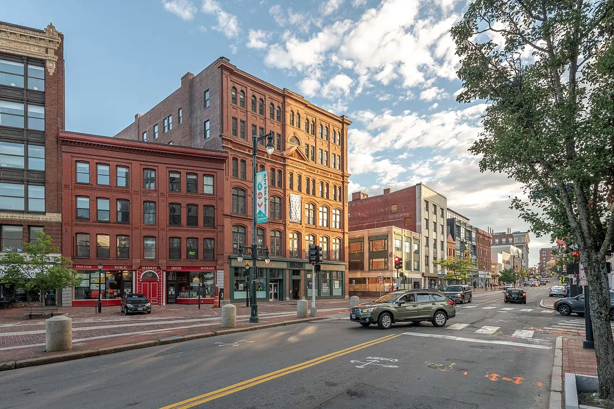Photo 1 of 25 - 50 Monument Sq #406 - Portland, ME Primary Photo - 50 Monument Sq #406