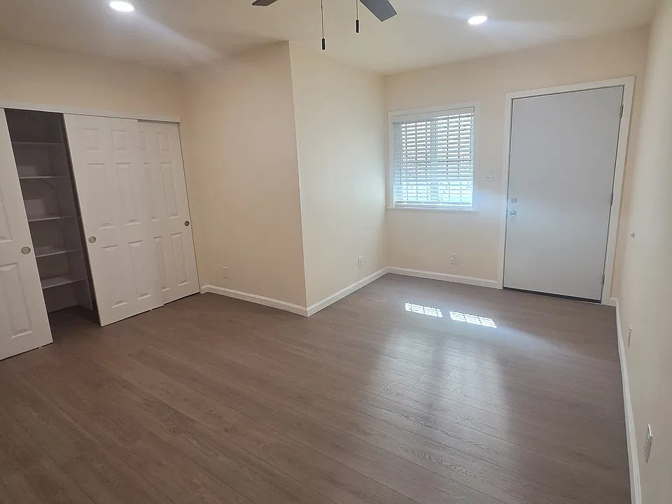 5223 Cherry Ave #1