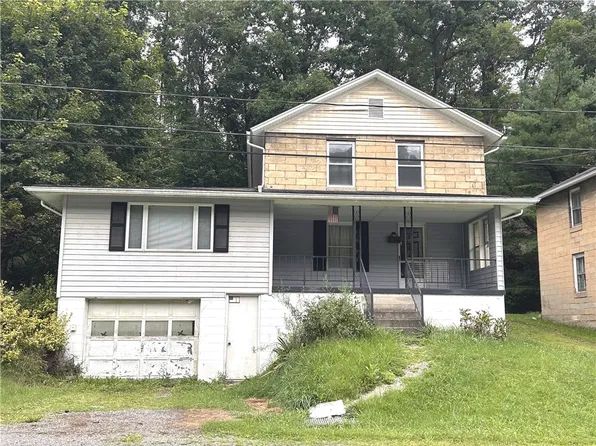 174 Douglas St, Commodore, PA 15729