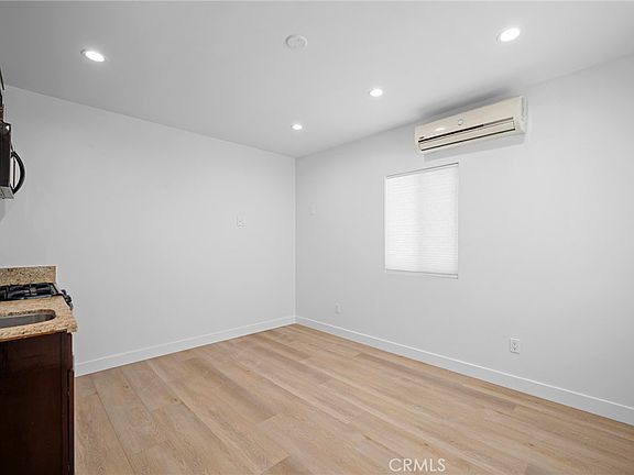 3rd image of 7614 Machrea St