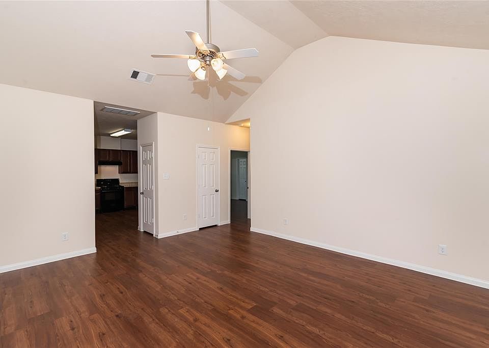 1st image of 9723 Floria Ct