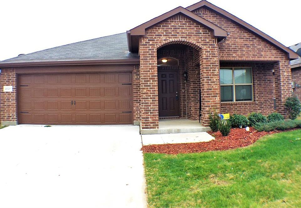 1st image of 2521 Clarks Mill Ln