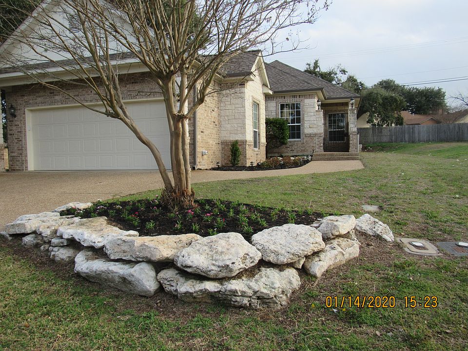 1st image of 3010 Legend Oaks Blvd