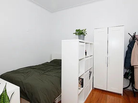 4th image of 28-08 35th St #1Q
