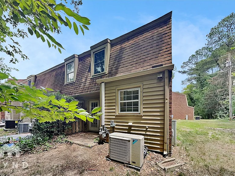 4705 Blue Bird Ct #A — Photo 14