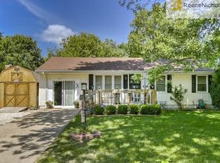 3008 S Porter Rd, Independence, MO 64055