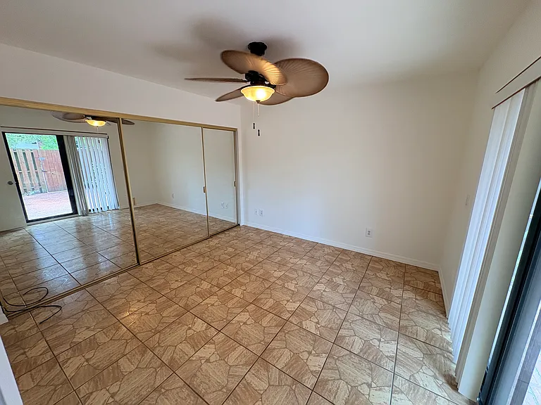 18 Cedar Dunes Dr — Photo 5
