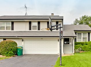 1548 Brandywyn Ln, Buffalo Grove, IL