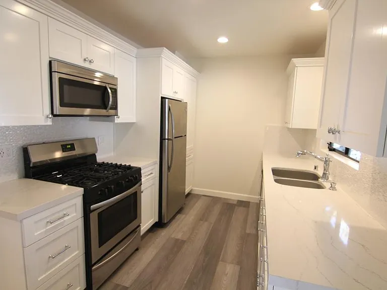 1523 S Wooster St #4 — Photo 28