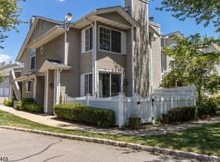 59 Ashley Ct, Bedminster, NJ 07921