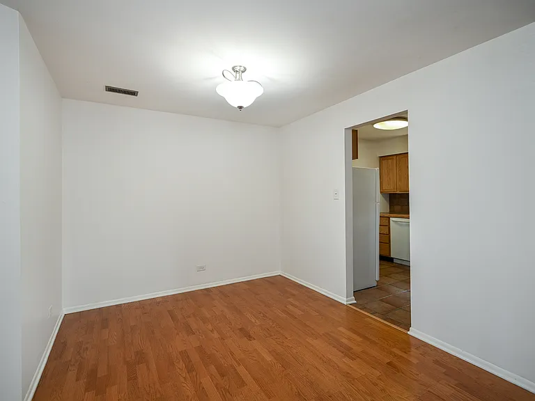880 Johnstown Ln #B — Photo 9