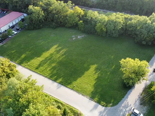 121 Eastside Dr, Georgetown, KY 40324