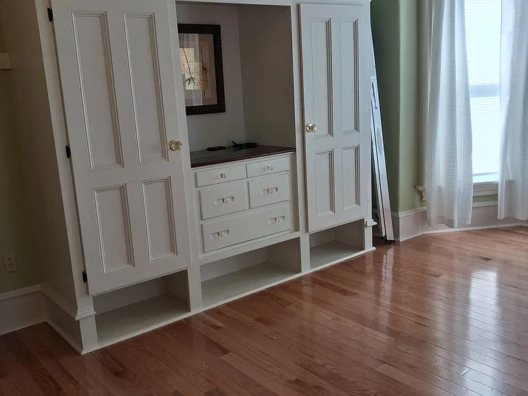 33A Kinsley St — Photo 2