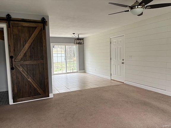 3rd image of 510 Monica Dr
