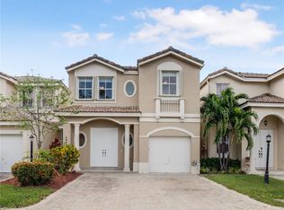 4882 NW 108th Psge, Doral, FL 33178