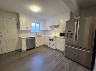 6011 Livingstone Pl, Richmond, BC V7C 5J6