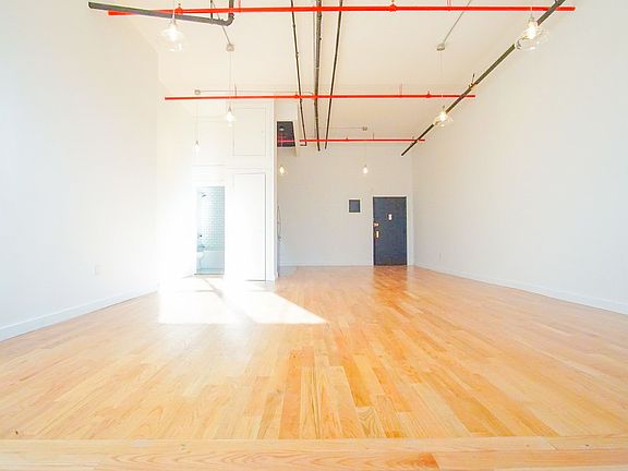 3rd image of 205 McKibbin St #302