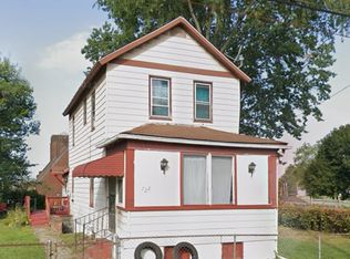 722 Hamilton Ave, Farrell, PA 16121