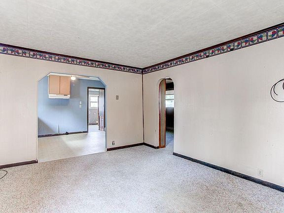 2nd image of 330 McKinley Ave