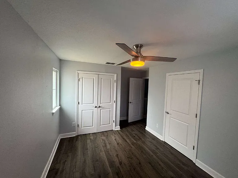 3701 W Carmen St #6 — Photo 25