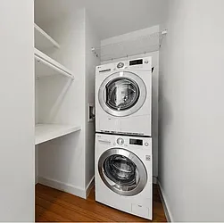 Rented by R New York