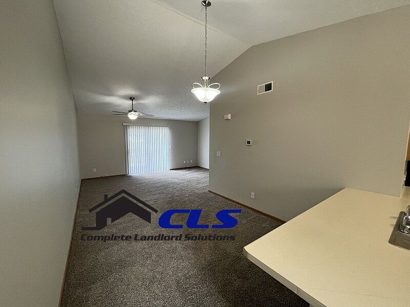 1st image of 558 College Ave