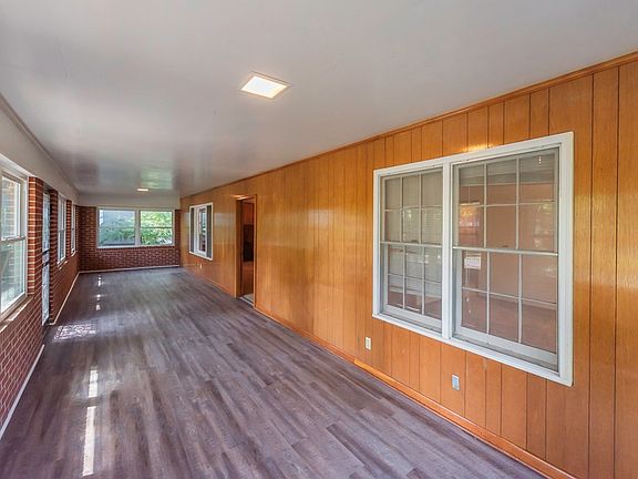 5th image of 51 Thelma St