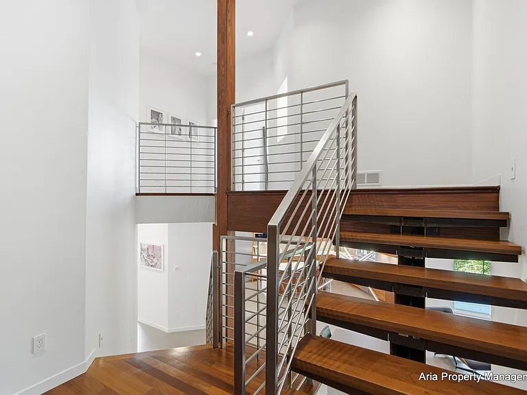 2709 NW Bullfinch Pl — Photo 10