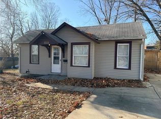 1608 S Spring St, Independence, MO 64055