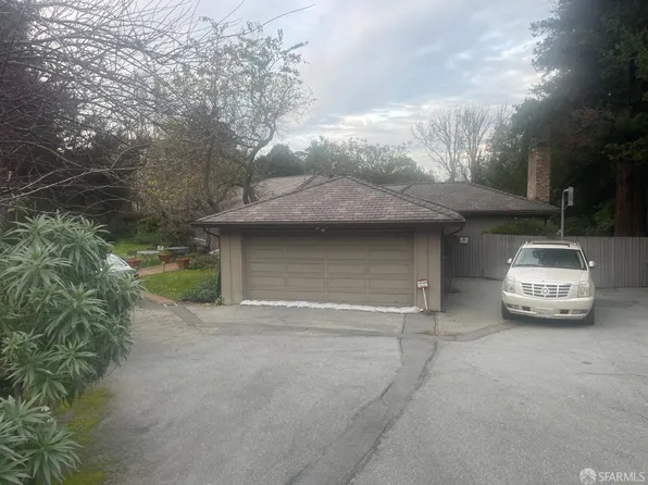 20 Acorn Dr, Hillsborough, CA 94010