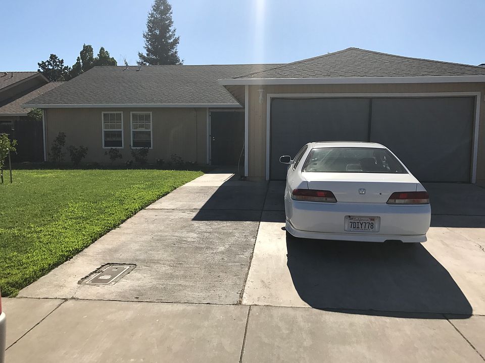 1st image of 627 Huntington Dr