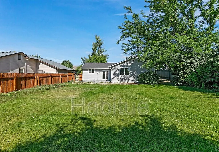 2041 E Oakridge Ct — Photo 27