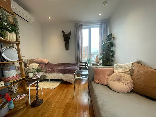 Rented by Doorway NYC, LLC | media 23