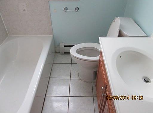 2nd image of 4 Creston Park #3