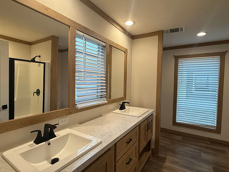 Woodlake Estates (TX) — Photo 25