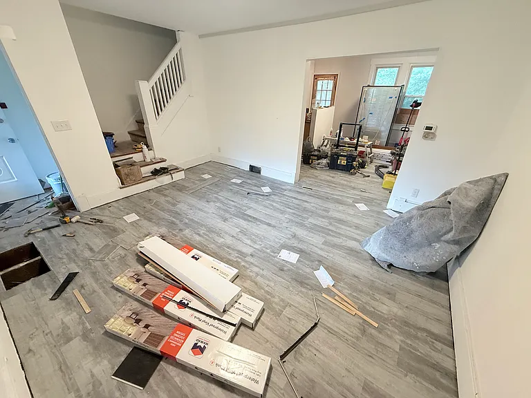 1026 Newton Ave — Photo 2