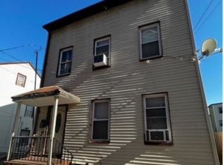 148 Barclay St, Paterson City, NJ 07503