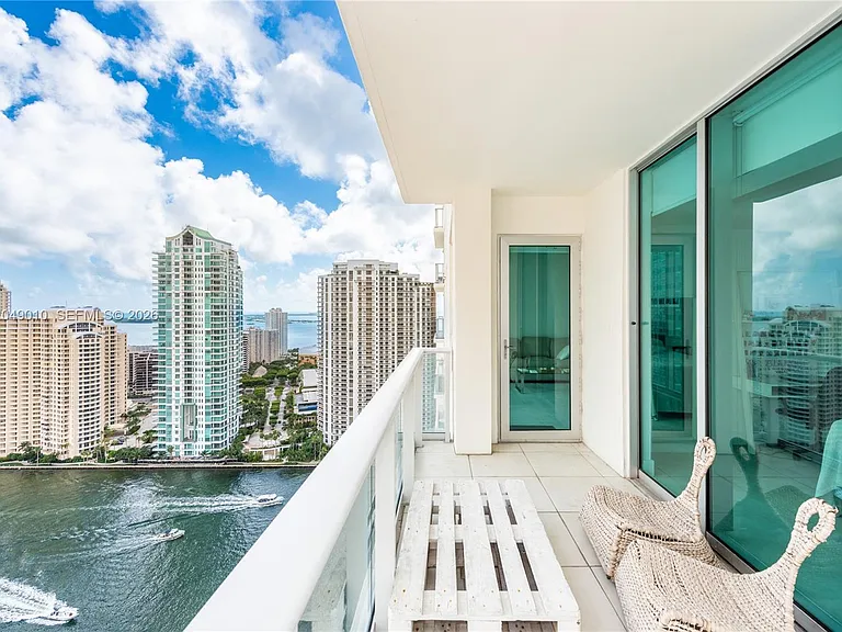 300 S Biscayne Blvd #T-2814 — Photo 3