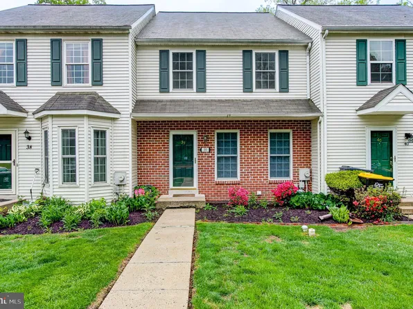 39 Aspen Way, Schwenksville, PA 19473