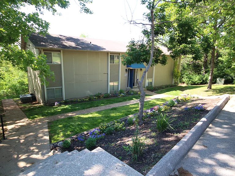 1017 Mariner Cir #1037 — Photo 12