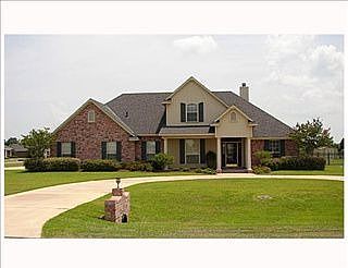 2nd image of 232 Dana Ln