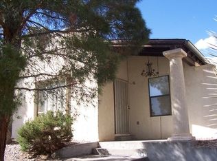 987 Roadrunner Cir, Las Cruces, NM 88011